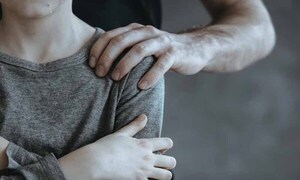 Imputan a docente que abusó sexualmente de su alumnito en sala de clases – Prensa 5