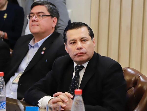 Félix Sosa participa en reunión de mesa directiva del Senado tras cortes de energía · Radio Monumental 1080 AM