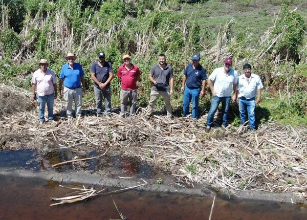 Río Pilcomayo: realizaron limpieza vegetal y despeje de sedimentos en la zona de General Díaz