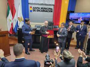 Declaran hijo dilecto de Encarnación al Obispo Francisco Pistilli
