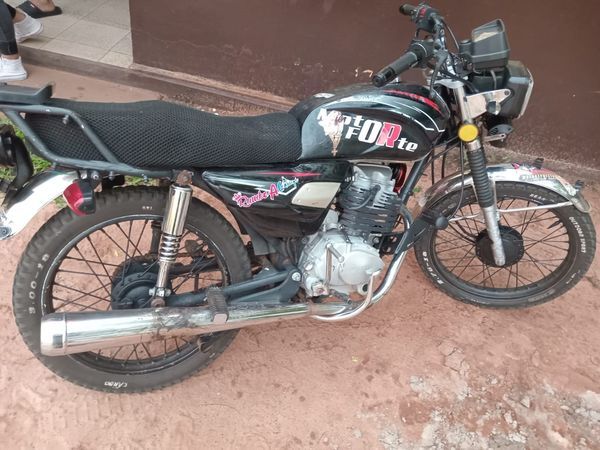 Adolescente en moto atropelló a un menor de 2 años en Azotey - trece