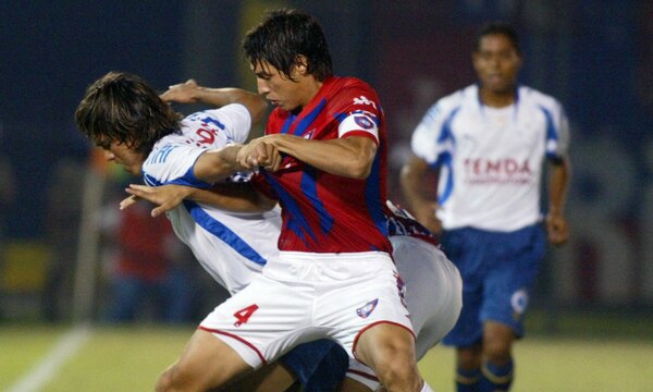 Versus / Nelson Cabrera sobre el paso de Marcelo Moreno Martins por Cerro Porteño