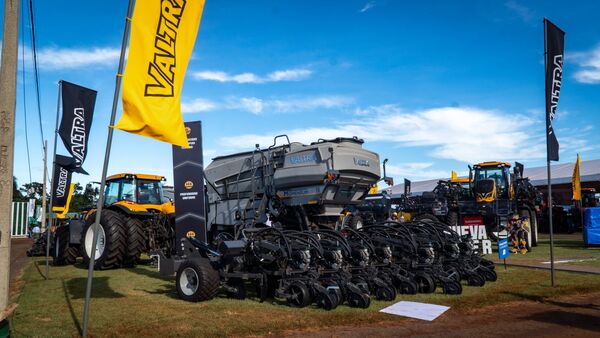 Valtra Presenta Innovaciones de Vanguardia en Maquinarias Agrícolas