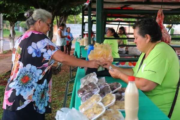 Preparan feria agropecuaria económica por Semana Santa en Carapeguá - Economía - ABC Color