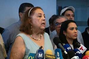 Coalición opositora venezolana denuncia que no pudo inscribir a su candidata presidencial - Mundo - ABC Color