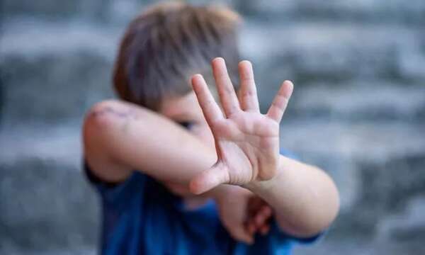 Una sociedad autoritaria que cría de manera cruel a los niños y niñas - Estilo de vida - ABC Color