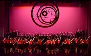 “Carmina Burana” subió a escena con gran fuerza y dramatismo - Cultura - ABC Color