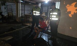 Trepó techos para evitar ser capturado