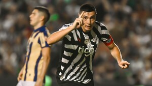 El líder buscará frenar a un rival directo