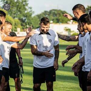 Oso atrapado en la Villa Olimpia - Fútbol - ABC Color