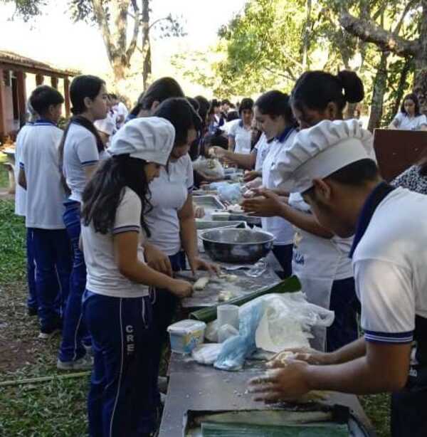 Realizan el tradicional "chipa apo" en el CRE - Radio Imperio 106.7 FM