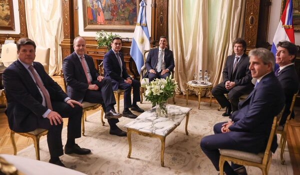 Argentina entiende la posición paraguaya sobre la hidrovía y hay buena predisposición, afirma presidente Peña - .::Agencia IP::.