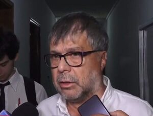 Abogado critica a exfiscales anticorrupción por "congelar" investigación a Horacio Cartes · Radio Monumental 1080 AM