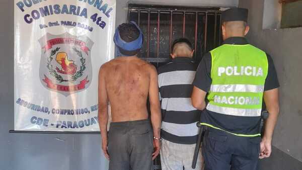 Vecinos reducen a golpes a presuntos ladrones en Ciudad del Este