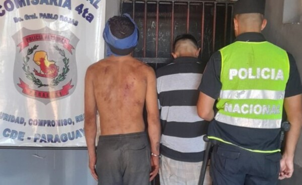 Reducen a golpes a dos ladrones que mantenían en zozobra a vecinos