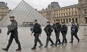 Francia elevó su nivel de “alerta por atentado” tras el ataque al teatro de Moscú
