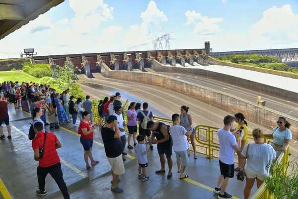 Turismo interno: Circuito turístico de Itaipú con horario normal en esta Semana Santa  - ABC en el Este - ABC Color