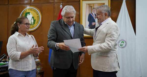 Diario HOY | Asume reemplazo de Morínigo en IPS: “Buscamos la satisfacción de los asegurados”