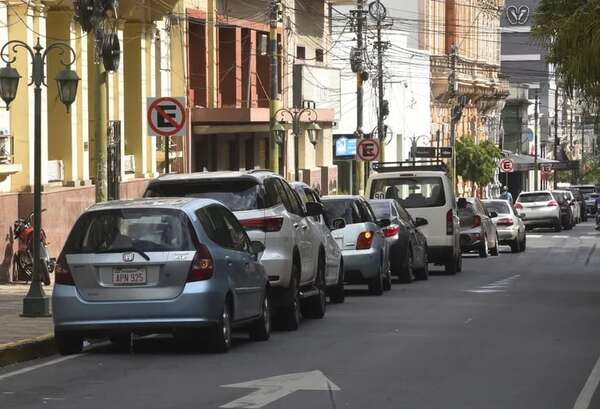 Susto por túnel en un banco en el microcentro asunceno - Nacionales - ABC Color