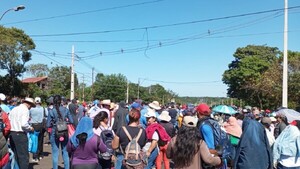 En Misiones exigen víveres a Yacyretá