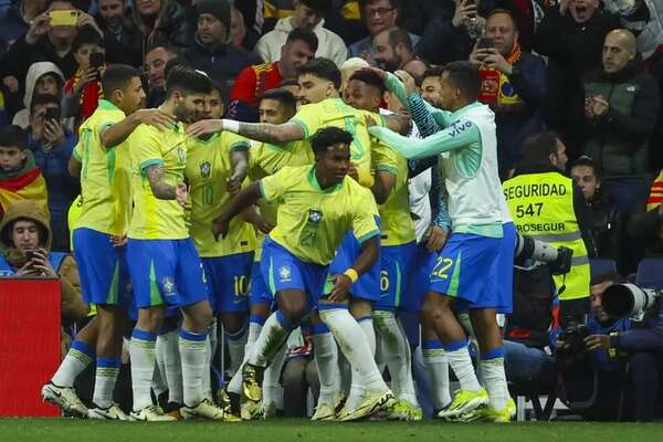 Brasil sale de la UCI a tres meses de la Copa América - Fútbol Internacional - ABC Color