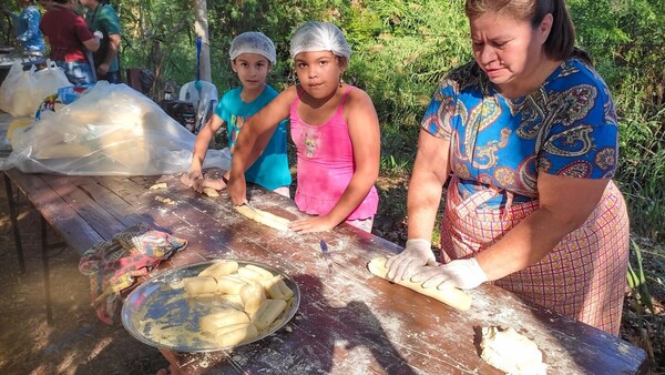 En cerro Ñemby invitan a preparar y degustar la chipa en forma gratuita
