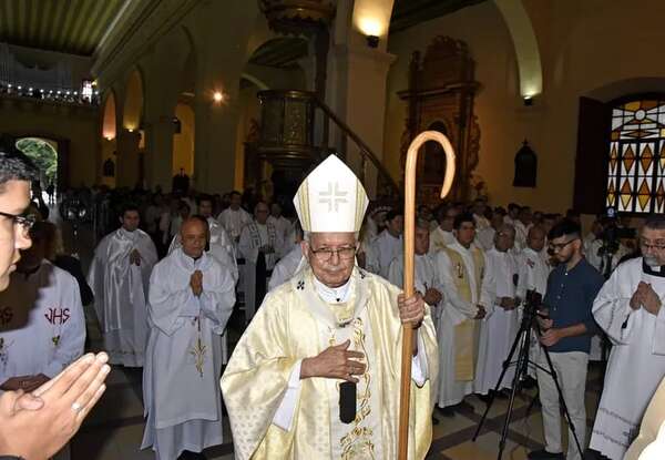 El Jueves Santo recuerda la institución de los sacramentos de la eucaristía y del sacerdocio - Nacionales - ABC Color