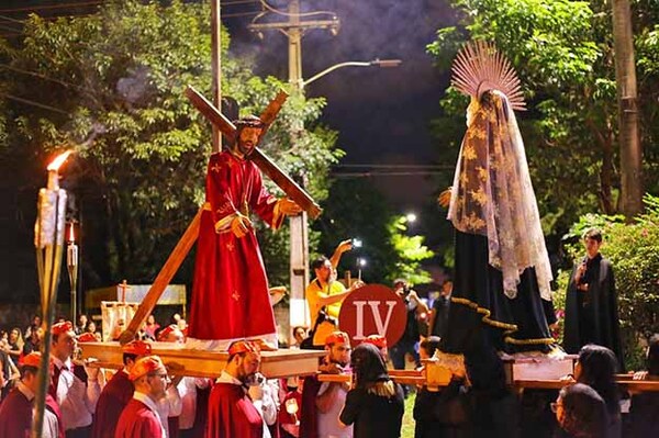 Tradicional Vía Crucis Mayor de Hernandarias se realiza este viernes | DIARIO PRIMERA PLANA