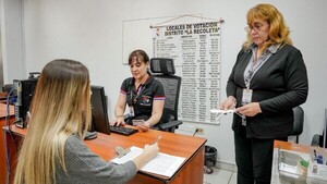 Registros Electorales atienden al público este Jueves Santo
