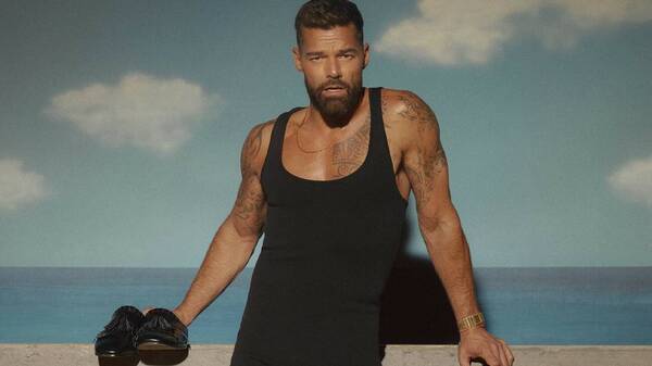 Ricky Martin confesó que anda teniendo amigos con derechos