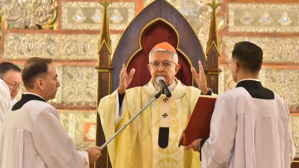 Cardenal Adalberto Martínez pide “mirar a los pobres” y servir como Jesús