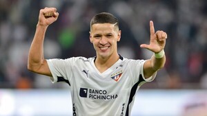 Alex Arce firma su primer 'hat-trick' con Liga de Quito