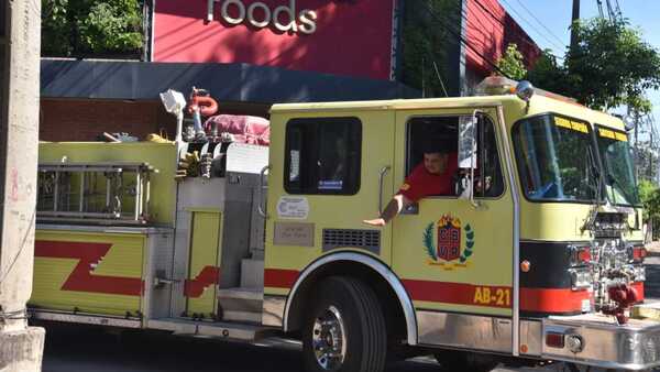 Bomberos controlan fuga de amoníaco en frigorífico de Asunción