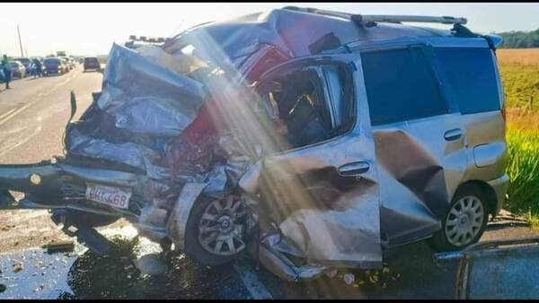 Tres personas mueren en choque frontal sobre ruta PY03 en San Pedro