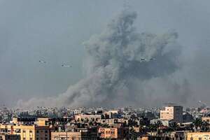 Israel sigue atacando norte de Gaza y destruyendo para crear una zona de “amortiguación” - Mundo - ABC Color