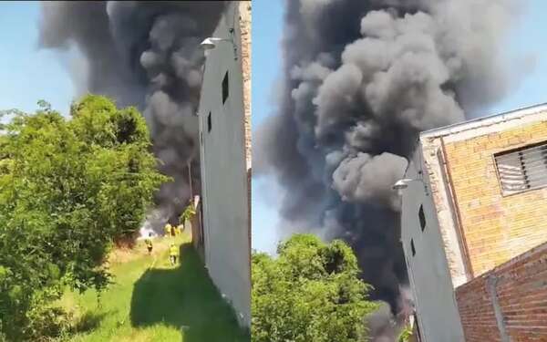 Incendio en cantera de San Antonio - Nacionales - ABC Color