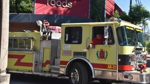 Bomberos controlan fuga de amoníaco en frigorífico de Asunción - Radio Imperio 106.7 FM