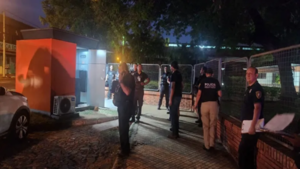 Intentaron abrir un cajero automático para robar en Fernando de la Mora