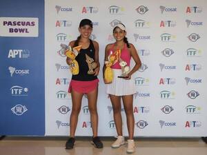 Las guaranies Antonella y Valeria en 16 años y Alvaro Frutos en 18, son campeones del Pascuas - La Tribuna