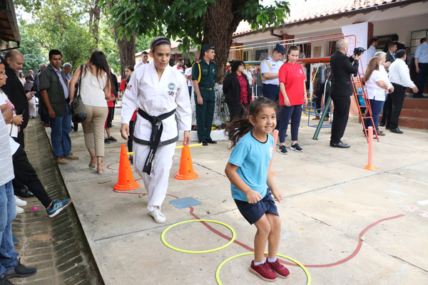 Escuelas abiertas vuelven desde mayo con objetivo de incluir 1.000 instituciones educativas - .::Agencia IP::.