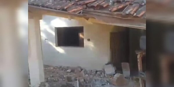Auto chocó contra sede policial, joven conductora dio positivo al alcotest