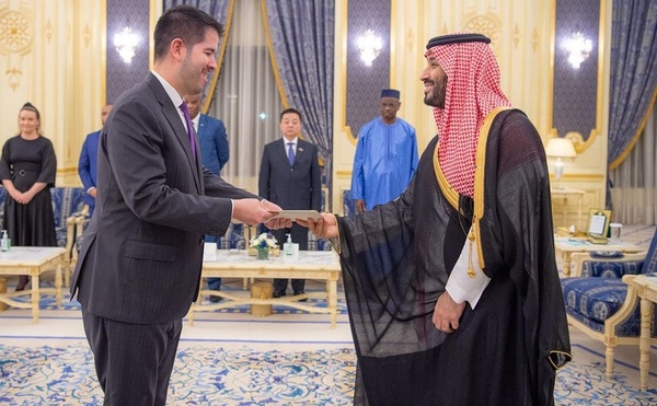 Embajador paraguayo concurrente ante Arabia Saudita presentó credenciales