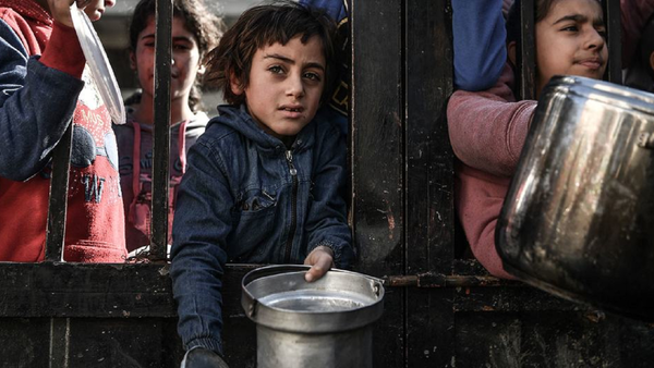 "El 100 % de la gente está sufriendo", dice pediatra sobre el hambre en Gaza
