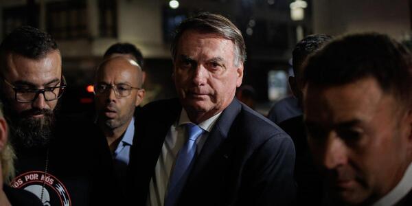 Niegan devolución del pasaporte a Bolsonaro en Brasil - La Tribuna