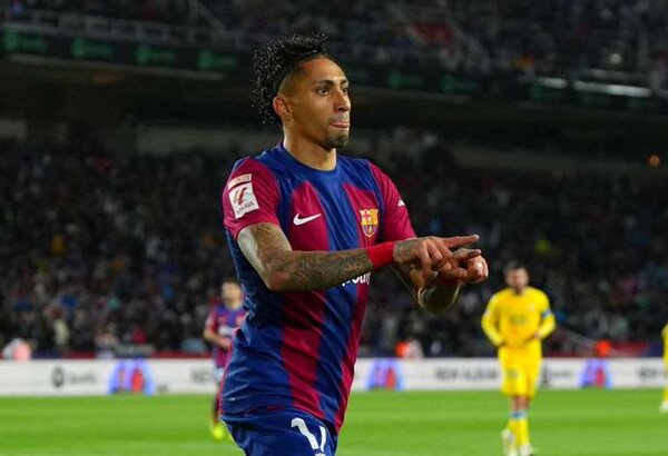 El Barcelona ganó (1-0) a Las Palmas y se acerca al Real Madrid