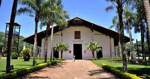 La Nación / La Semana Santa termina hoy con misas, recorridos por museos y juegos