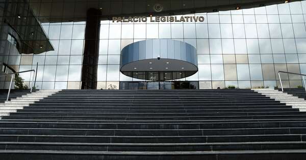La Nación / Agenda legislativa inicia cargada en abril