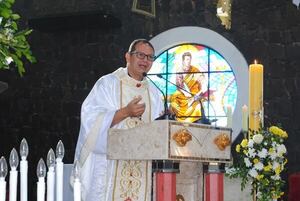 Misa de Pascua en Ciudad del Este: invitan a la reflexión y a seguir el ejemplo de Jesús - ABC en el Este - ABC Color