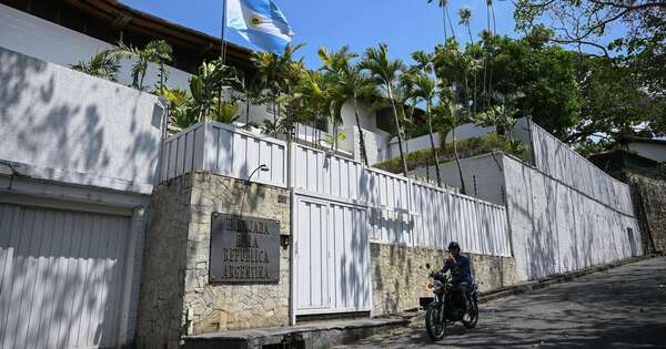 La Nación / Venezuela veta la entrada de gendarmes argentinos