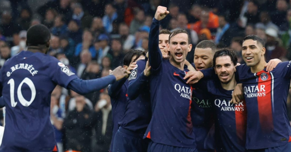Versus / El PSG se lleva el Clásico en Marsella pese a jugar con diez